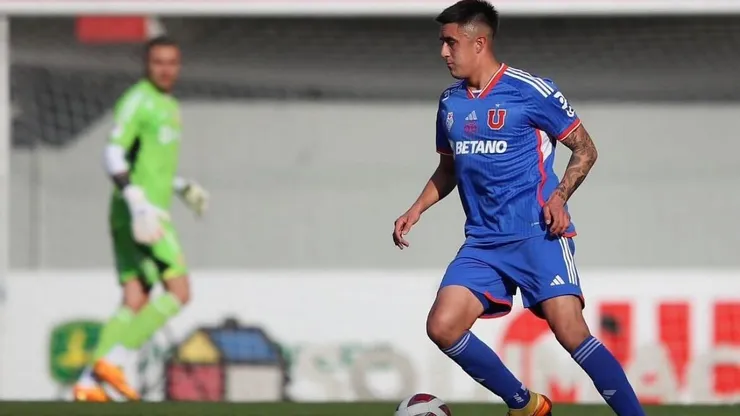 Ignacio Tapia fue titular en la línea de tres contra Ñublense.