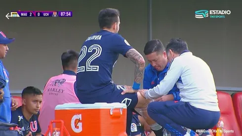 Zaldivia atendido por los médicos de la U.