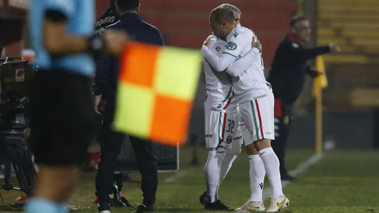 Marcelo Díaz tuvo que ser remplazado cuando solamente iban ocho minutos.