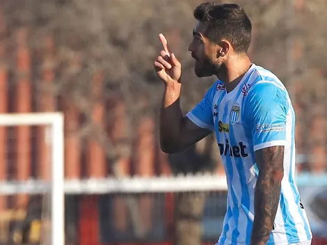 Larrivey se abre a festejarle un gol a la U