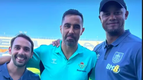 Claudio Bravo fue compañero de Vincent Kompany en el Manchester City. Ahora ambos se enfrentaron, uno en la cancha y el otro como DT.