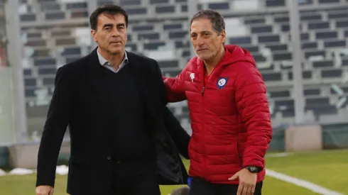 Quinteros saca al baile a Mario Salas por llamado en plena conferencia