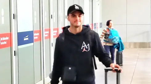 Vicente Fernández llega al país para ser refuerzo de la U.