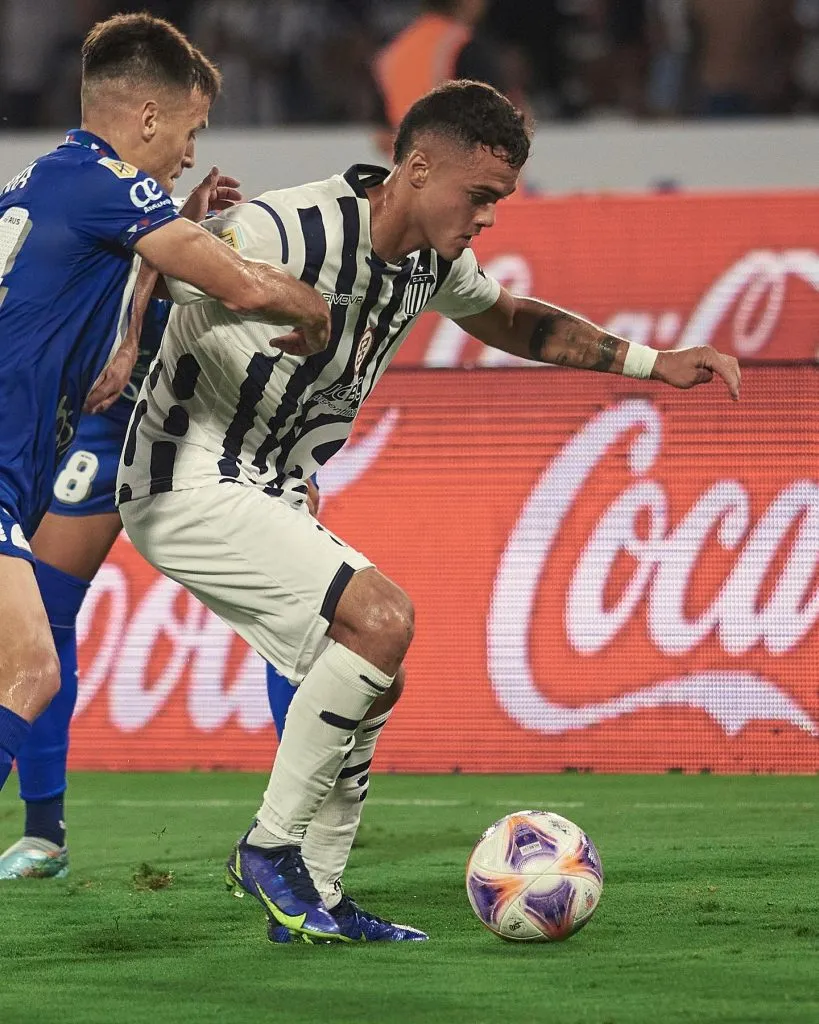 Vicente Fernández viene desde Talleres de Córdoba. Imagen: Instagram