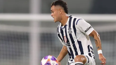 Fernández está cerca de llegar a la U