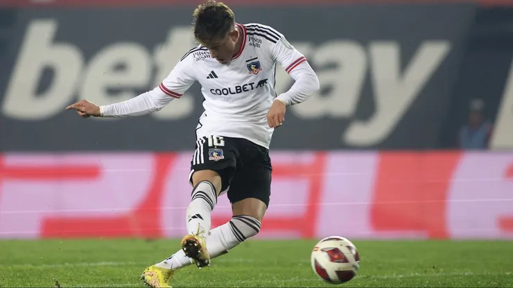 Pablo Parra no jugó ante Palestino y tampoco lo hará contra Everton.
