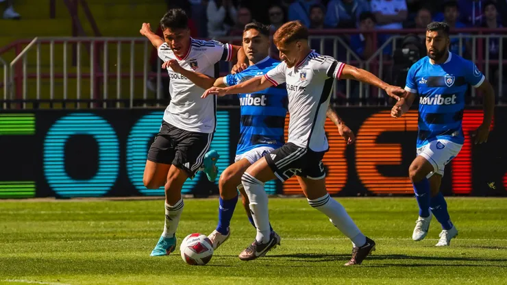 Colo Colo recibe a Huachipato en un partido clave en la parte alta.