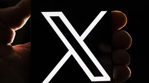 Twitter cambia de logo por una "X".