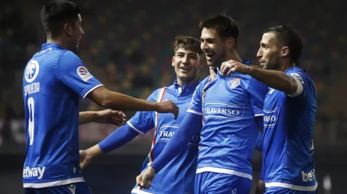 Audax goleó 3-0 a Curicó para sacarse el trago amargo de quedar fuera de la Copa Sudamericana ante Ñublense.