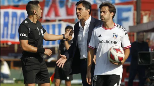 Gustavo Quinteros aprovechó de lanzar un dardo contra los árbitros.