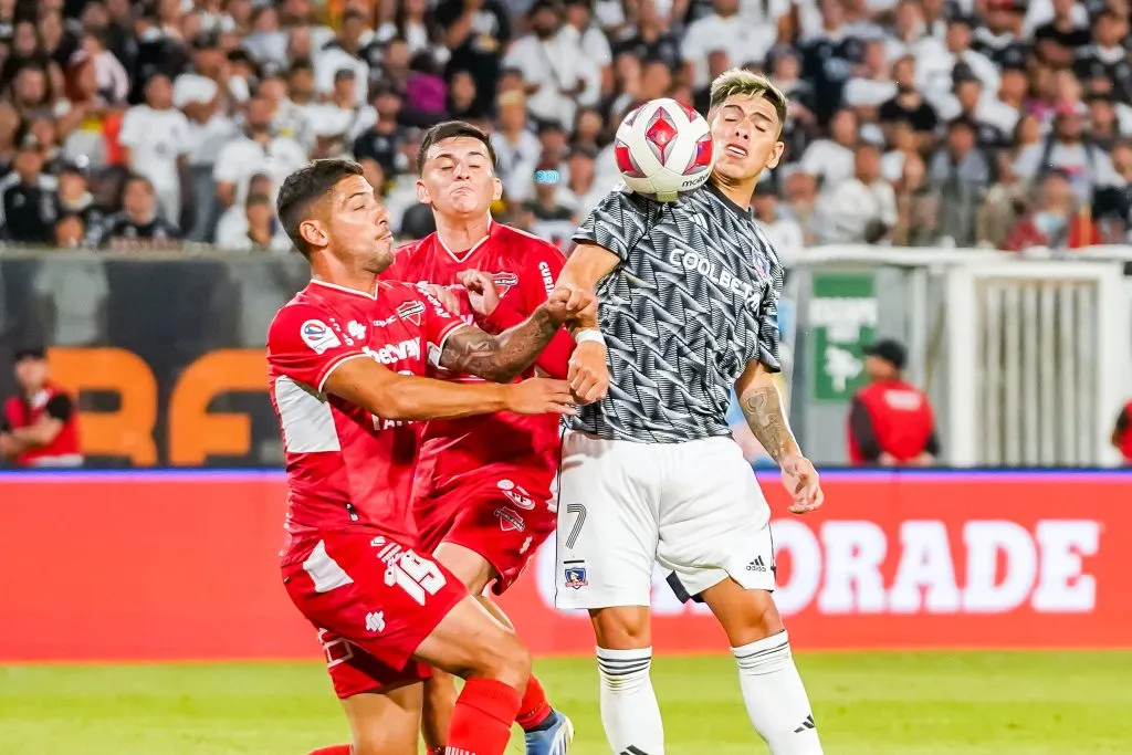 Colo Colo enfrentará por la fecha 18 del torneo a Ñublense este martes. | Foto: Guillermo Salazar.
