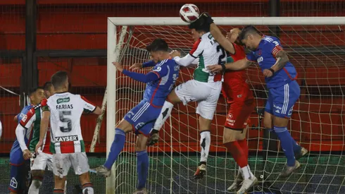 Palestino se quedó con una victoria prácticamente sobre la hora.