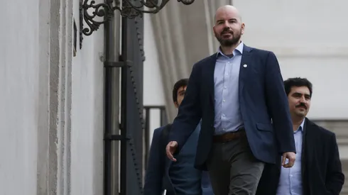 Ministro Elizalde defiende a Giorgio Jackson