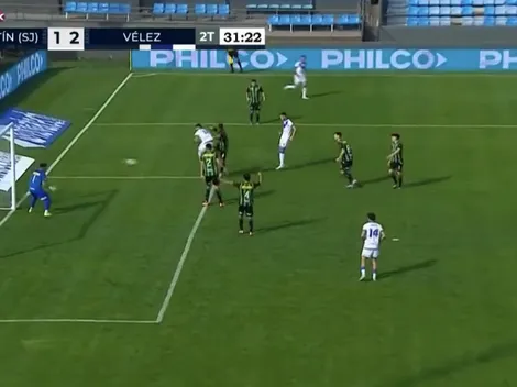 Argentino se ríe tras anotar un autogol al ángulo: "Hasta el árbitro me consoló"