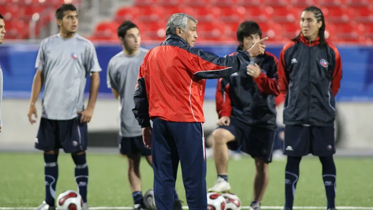 José Sulantay deja un recuerdo imborrable en el fútbol chileno, siendo el gestor del equipo más ganador de nuestra historia.