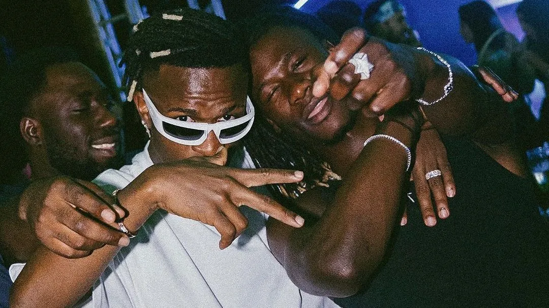 Vinícius Junior en polémica tras la celebración a lo grande de su cumpleaños en Río de Janeiro (vinijr/Instagram).