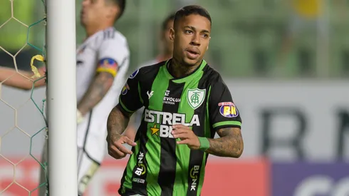 América MG le pega duro y de entrada a Colo Colo por la revancha de Sudamericana.