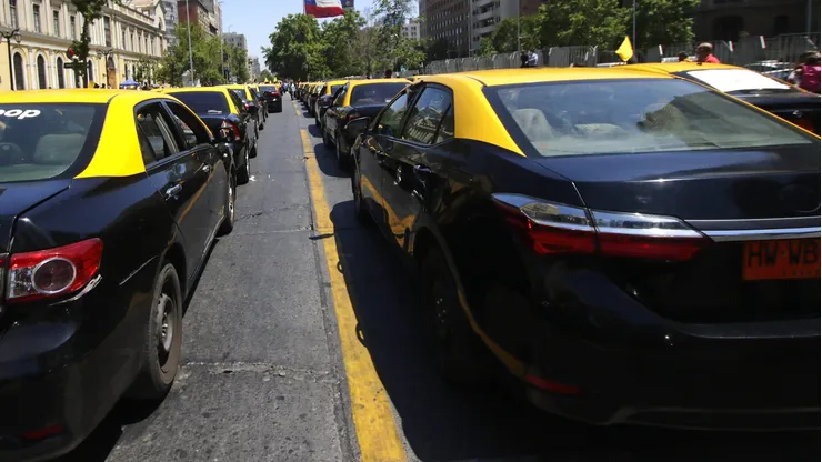 Rebaja tarifa de taxis