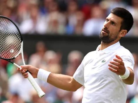 Djokovic recibe sanción económica tra pataleta en Wimbledon