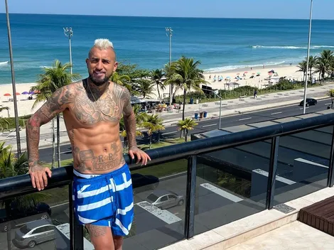 Arturo Vidal le dedica vulgar gesto a sus críticos