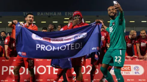 Lawrence Vigouroux recibió el merecido Guante de Oro por una campaña histórica en Inglaterra.