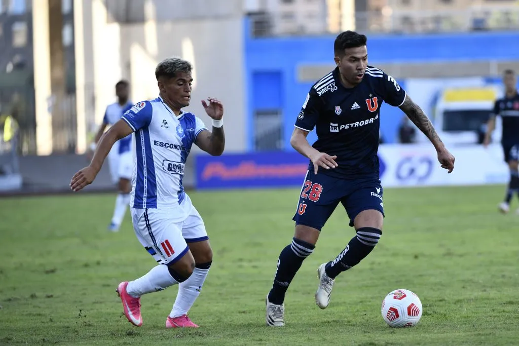 Nahuel Luján también enfrentó a Deportes Antofagasta con la camiseta de Universidad de Chile. (Pedro Tapia/Photosport).