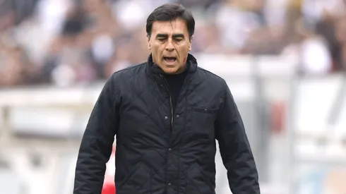 Gustavo Quinteros suma otra polémica en su semana más dura en Colo Colo.