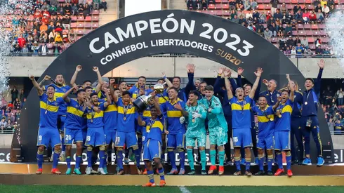 Video: Riquelme premia a Boca campeón en La Serena