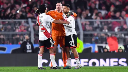 Paulo Díaz celebra con todo el título 70 de River Plate.