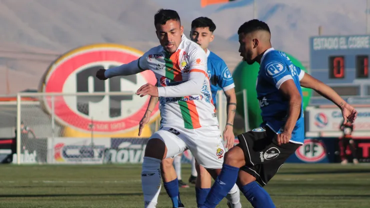 Cobresal venció a Huachipato y le deja tarea a la U en la cima de la tabla de posiciones.