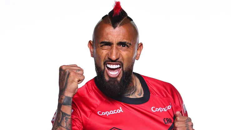 Caamaño cree que Vidal sí puede ganar la Copa con Athletico Paranaense.