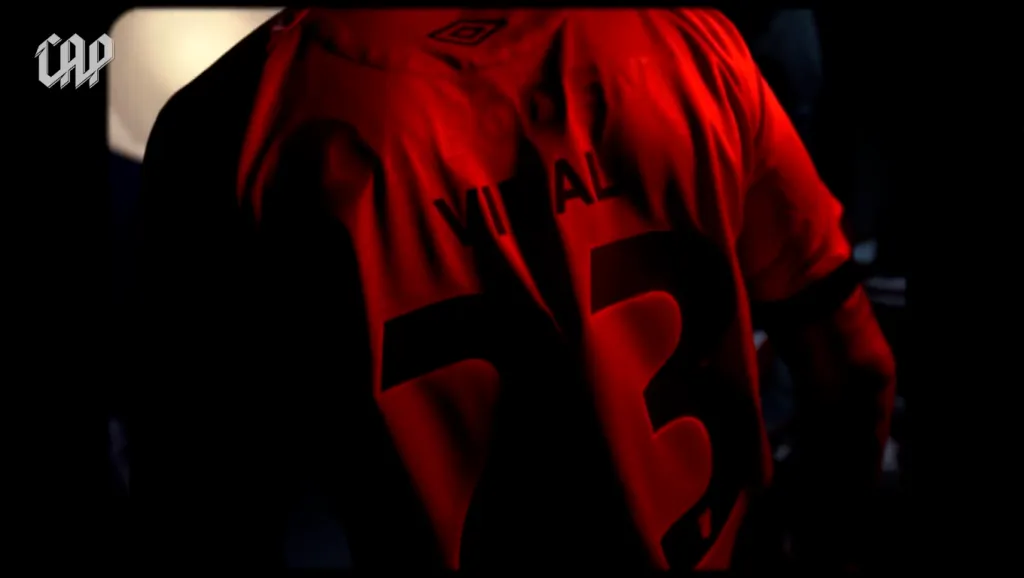 Arturo Vidal utilizará la camiseta 23 en el Athletico Paranaense, recuperando su histórico dorsal. Foto: Twitter.