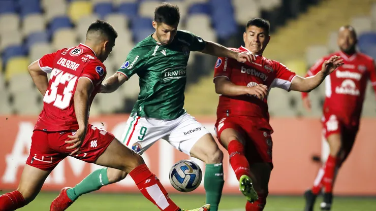 Empate entre Nublense y Audax por la ida de Copa Sudamericana.