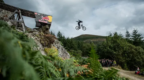 Red Bull Hardline es el MTB más extremo del mundo que se toma este fin de semana Gales.