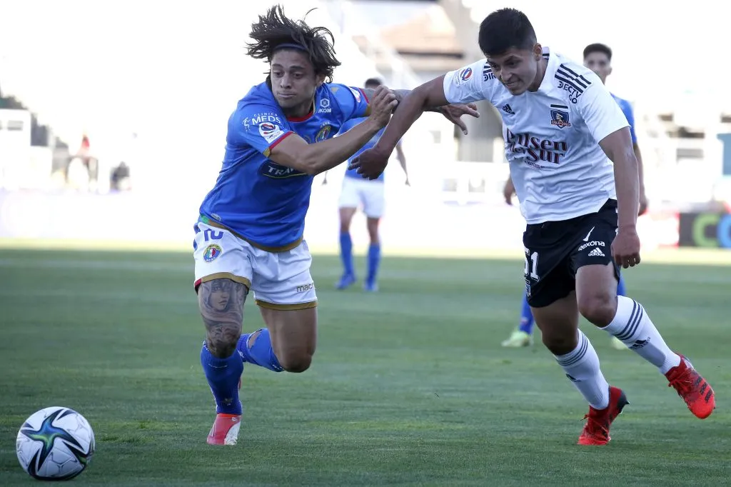 Felipe Yáñez en el duelo ante Audax Italiano que Colo Colo perdió por 2-0 y jugó lleno de bajas por casos de Covid-19. (Andrés Piña/Photosport).