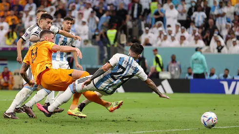 Wout Weghorst será compañero de Lawrence Vigouroux en la Premier League.