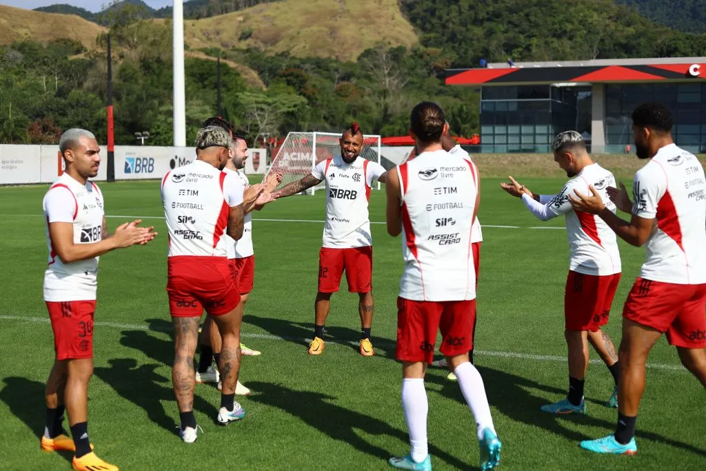 Arturo Vidal deja el Flamengo tras su quiebre con Jorge Sampaoli. El club le dio una fría y breve despedida. Foto: Comunicaciones Flamengo.