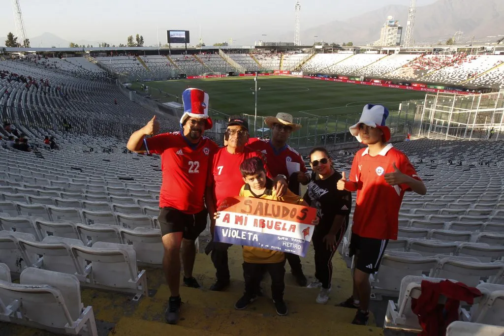 La selección chilena jugará en el Monumental. Foto: Jonnathan Oyarzun/Photosport