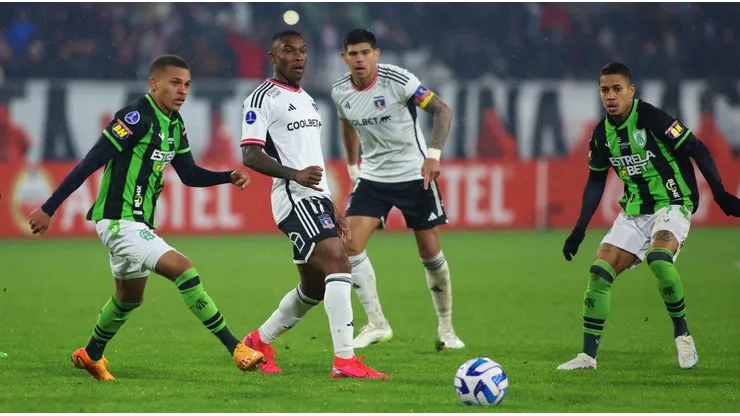 Castillo aportó poco y nada en la delantera de Colo Colo ante América MG.