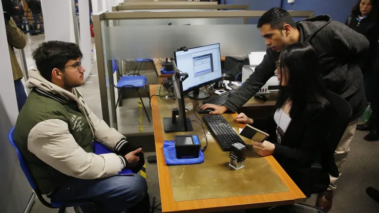 Empadronamiento biométrico a migrantes