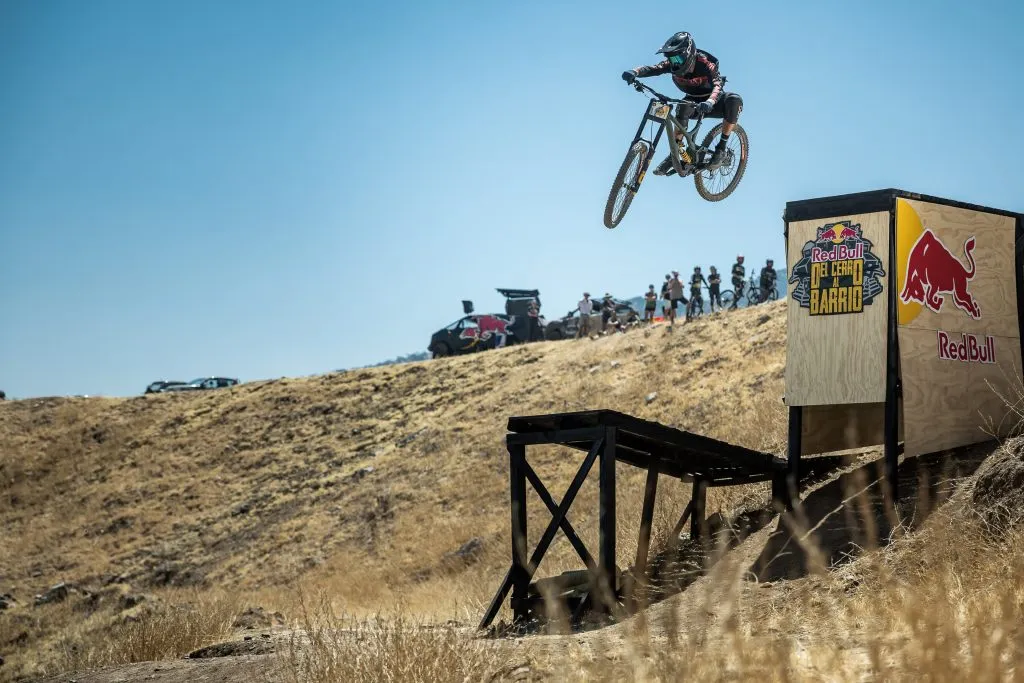 Del Cerro al Barrio es el último pasaporte para llegar a Red Bull Valparaíso Cerro Abajo. Foto: Red Bull Content Pool.