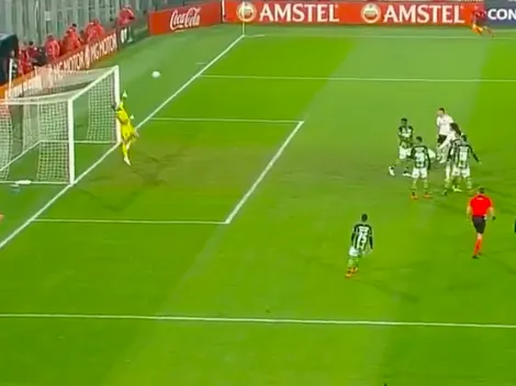 ¡Tapadón! De Paul salva a Colo Colo con atajada monumental