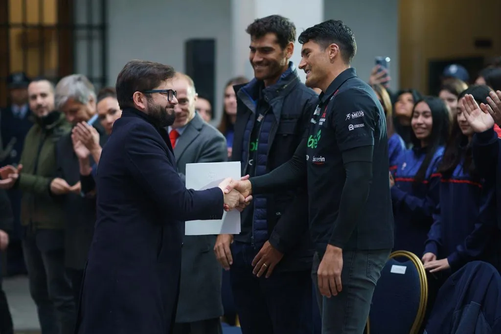 Los primos Grimalt fueron premiados por el presidente Boric. | Foto: Twitter @Presidencia_cl