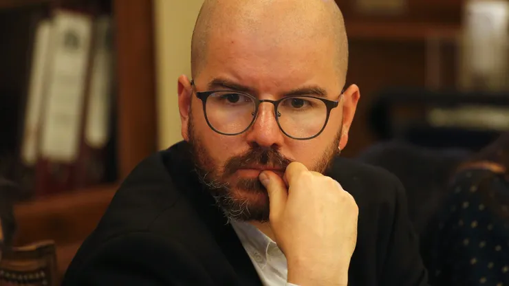 Ministro se refiere a su posible renuncia