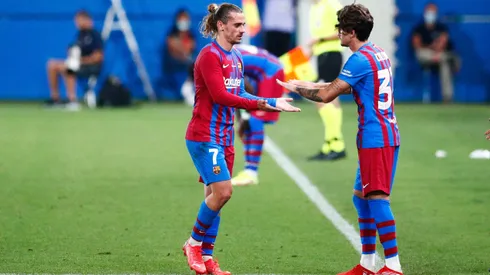 Álex Collado reemplaza a Antoine Griezmann en el Barcelona. El volante zurdo está a poco de ser anunciado como refuerzo del Betis.