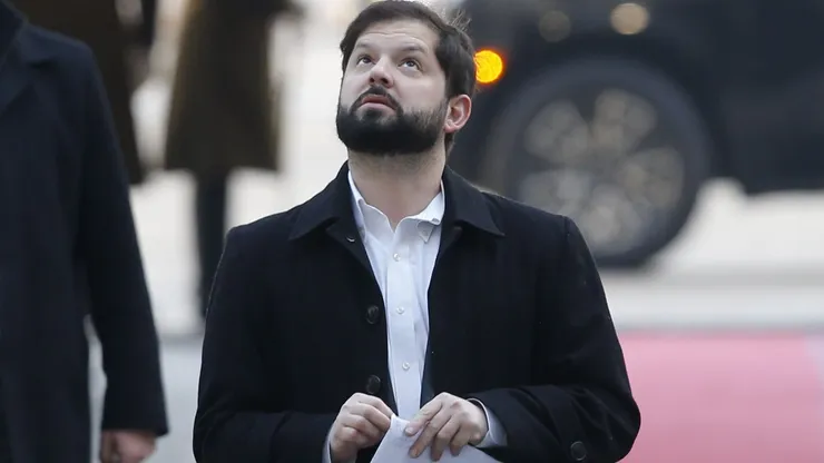 Boric aumenta un punto en la última encuesta Cadem.