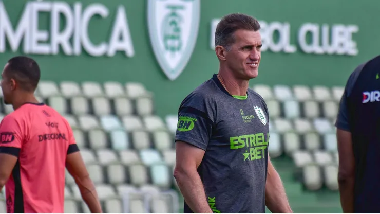 Vagner Mancini está muy cuestionado en América Mineiro