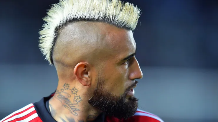 Felicevich activa el plan para sacar a Vidal