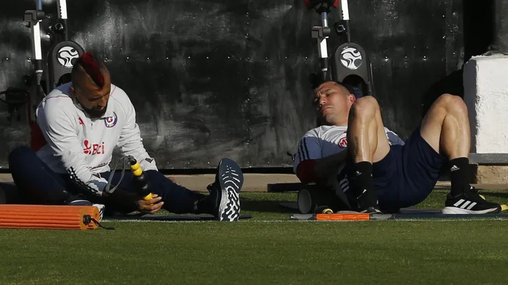 Ambos jugadores compartieron varios años en la selección y se sabe que una gran amistad los une.