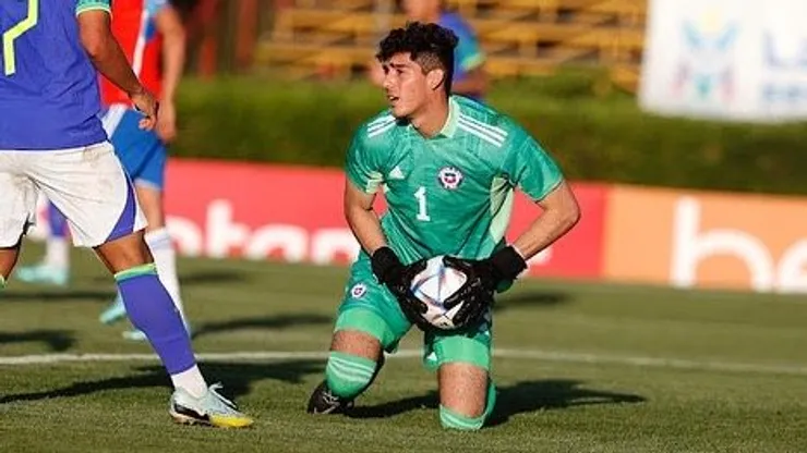 Vicente Reyes revela en que equipos chilenos jugaría en un futuro.